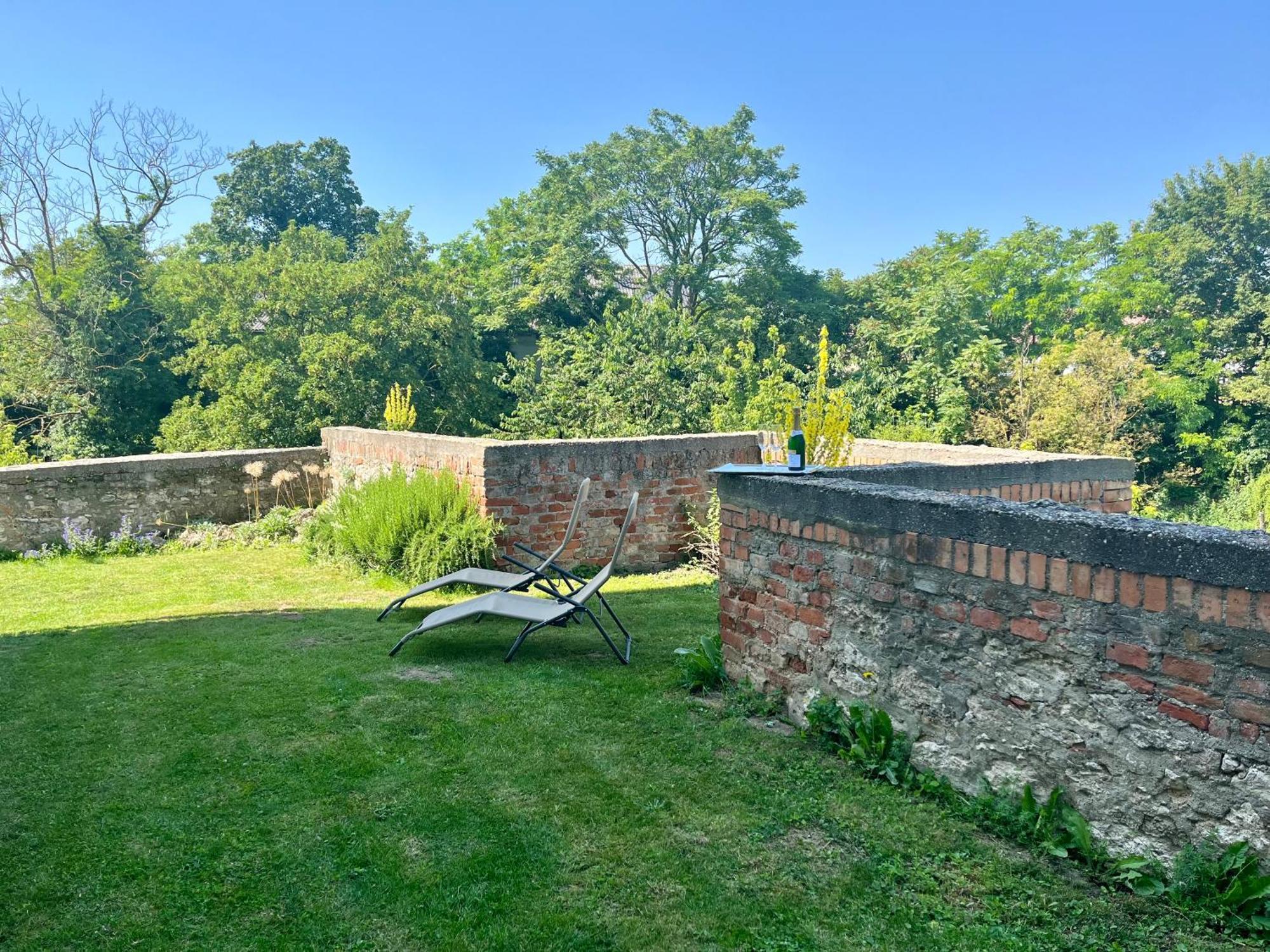 Schlosshotel Mailberg Exteriör bild